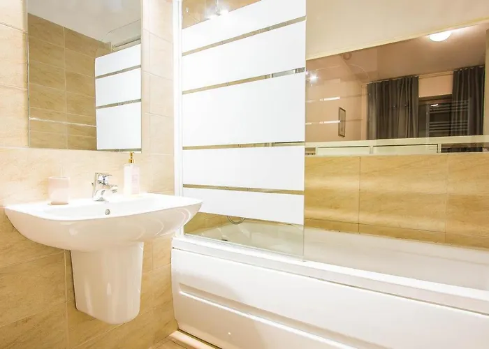 Luxury Center Apartment *